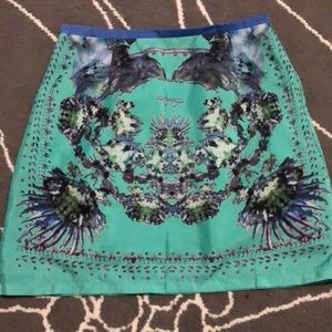 Graphic mini skirt